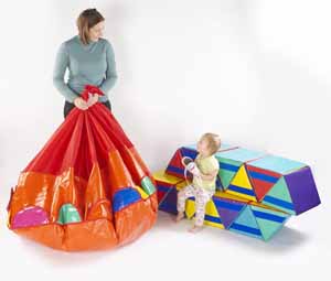 Children's ''Dub-Lup'' Triangles Portable Ballpool