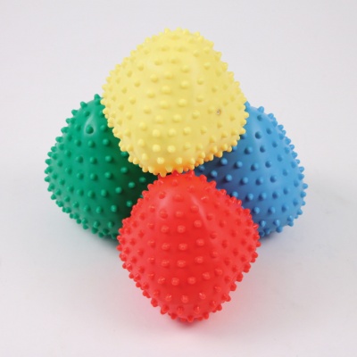 Spiky Pyramid Ball - Set of 4