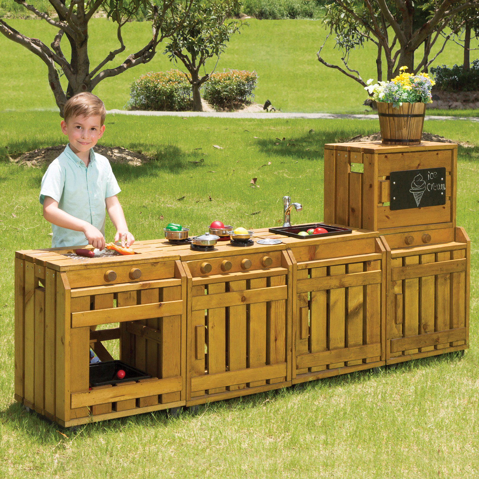 Children's Outdoor Role-Play
