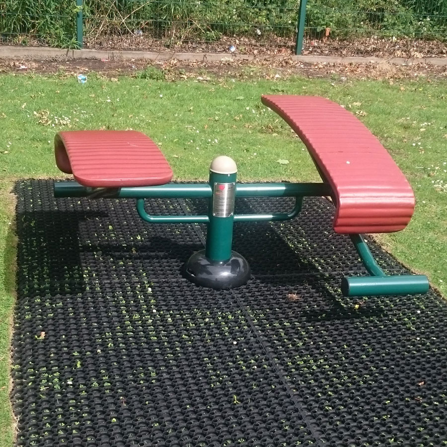 Outdoor Children's Gym Double SitUp Bench