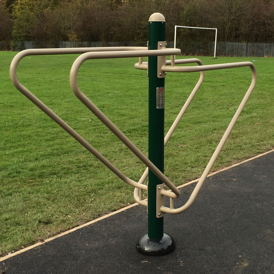 Outdoor Gym Parallel Rails