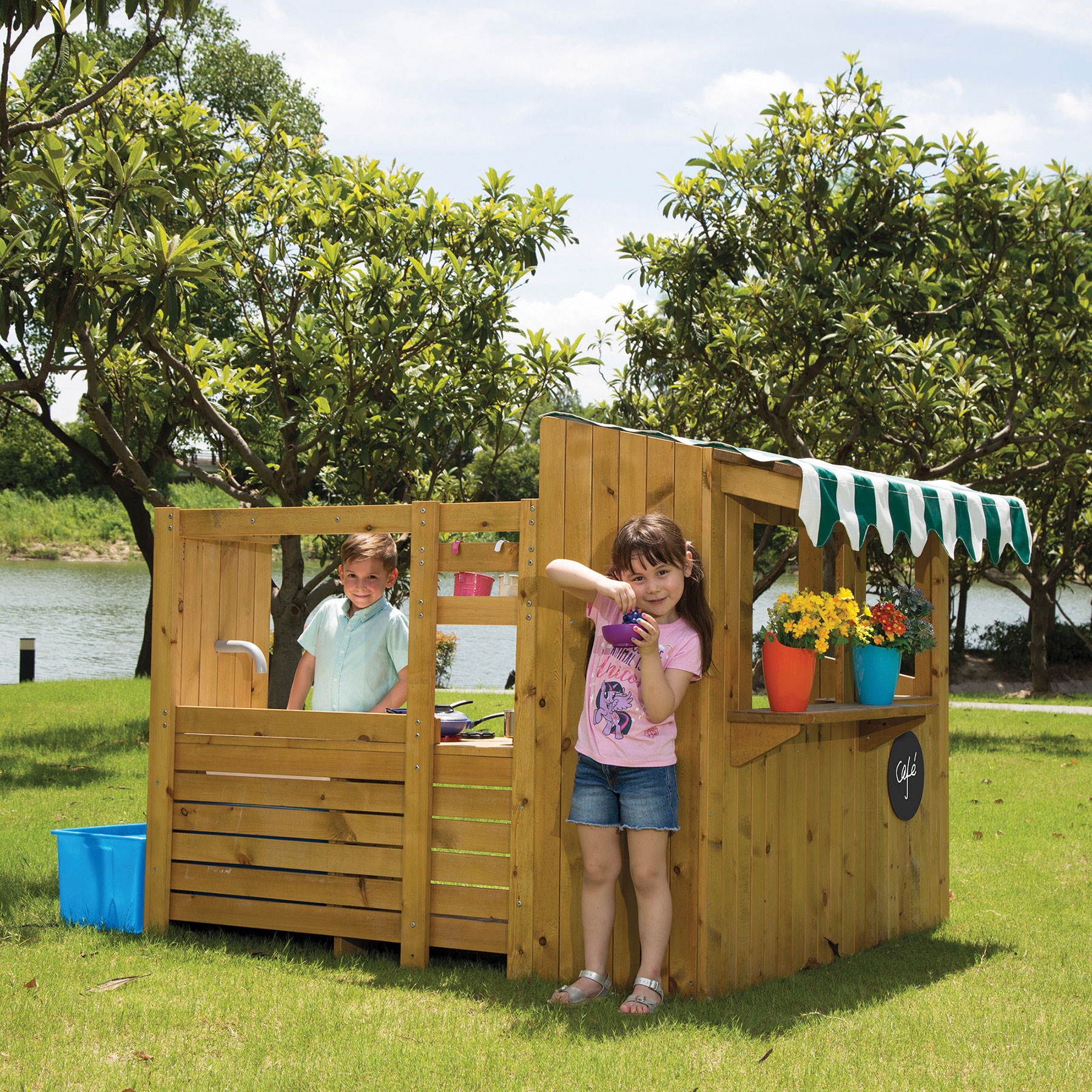 Children's Outdoor Kitchen + Pump theClassroom.co — free download