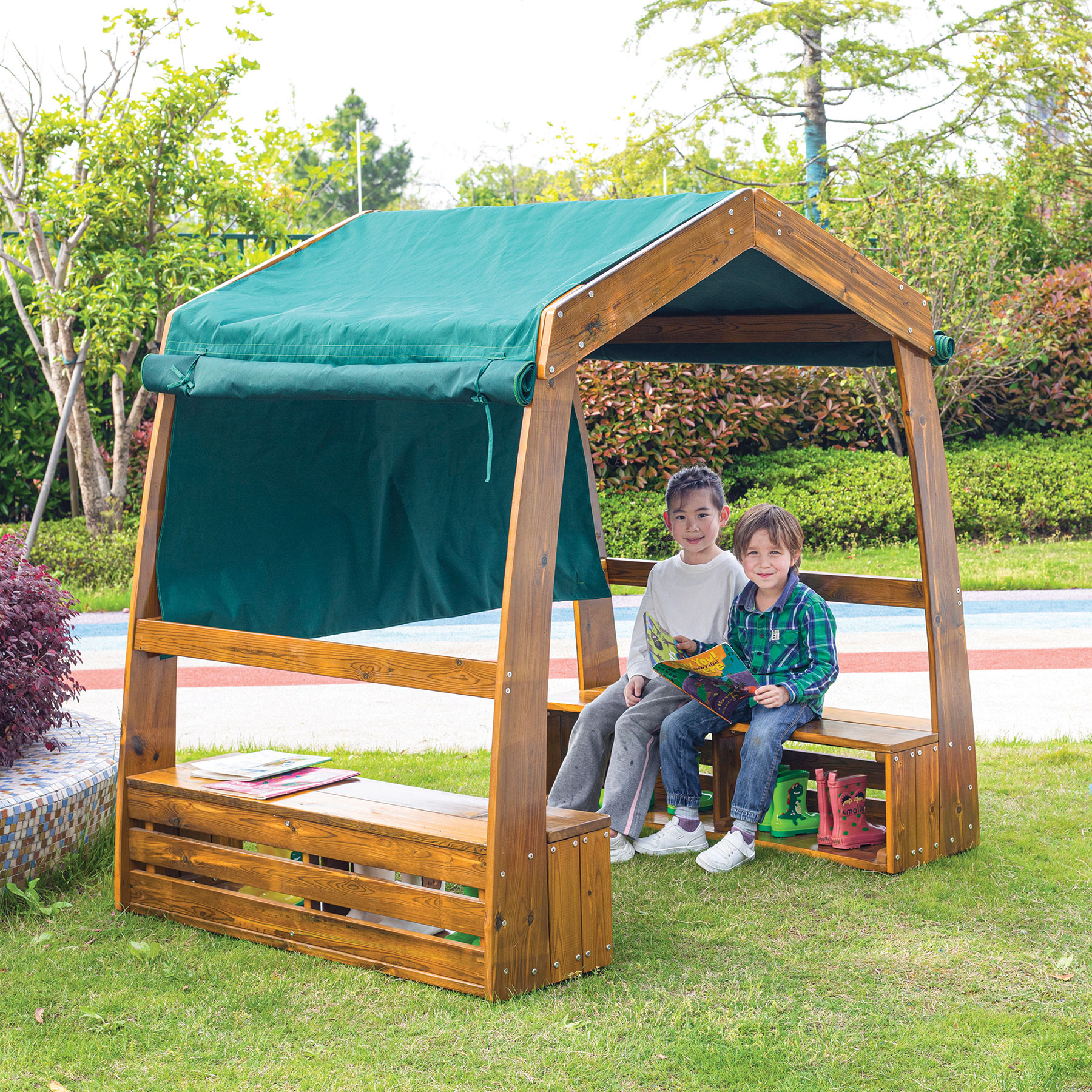 Children's Outdoor Reading Den | theClassroom.co