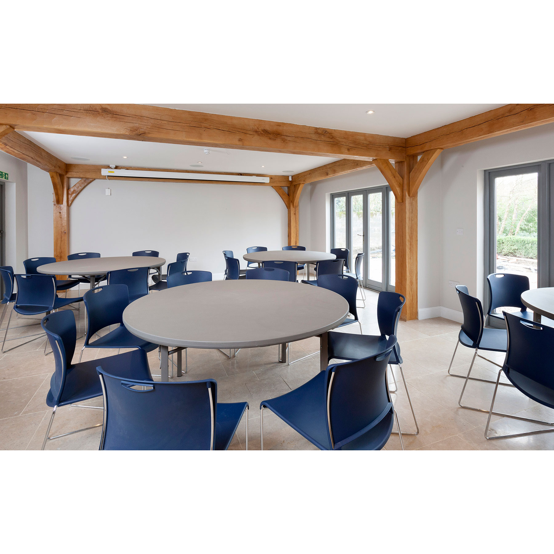 Premium Poly-Folding Round Table | theClassroom.co